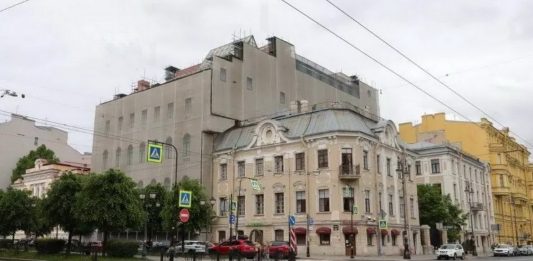В Петербурге с молотка уйдет доходный дом Спиридонова