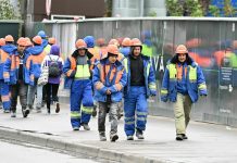 Дефицит молодых кадров: только 20% строителей в России моложе 30 лет